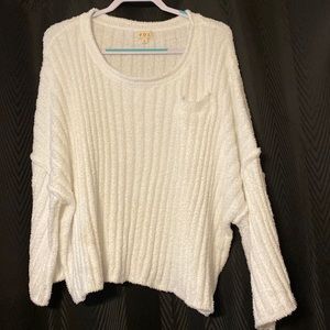 POL size L crazy soft sweater